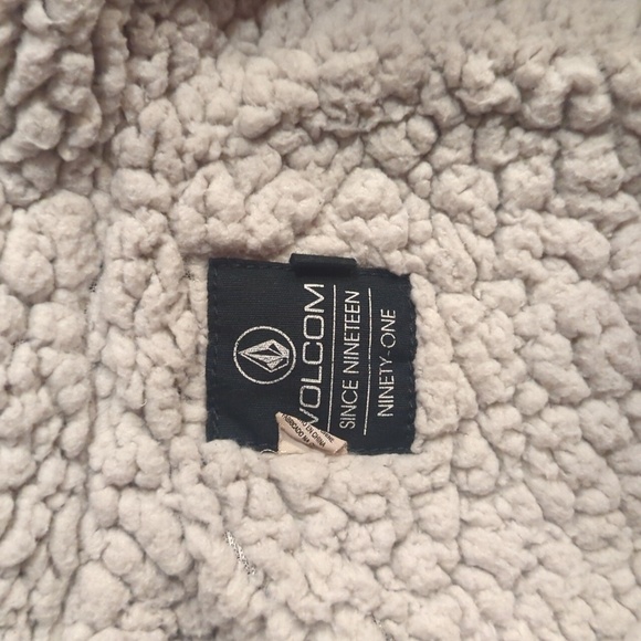 Volcom Sherpa lined Baia Park black zip warm outdoor Skater Girl jacket sz L - Picture 6 of 9